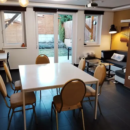 Italia House Apartamento